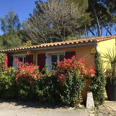 Maison D'hotes La Bastidaine Guest house